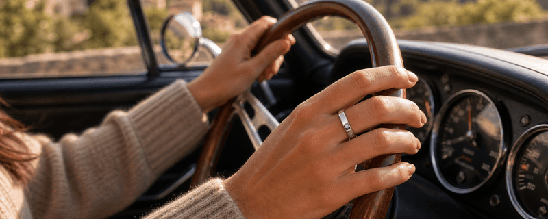 Stylish Smart Ring or Screen-Free Tracker: Which Is Best for You?